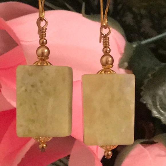 🔥ON SALE🔥3/$25🔥 💖 LA Design💖Handmade Earrings - Picture 1 of 6